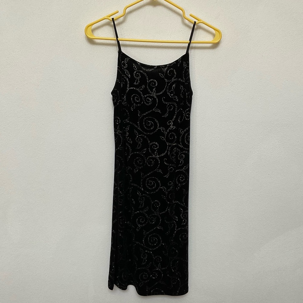 Urban Girl Black Spaghetti Strap Swirly Rhinestone Y2K Dress Size Medium Juniors